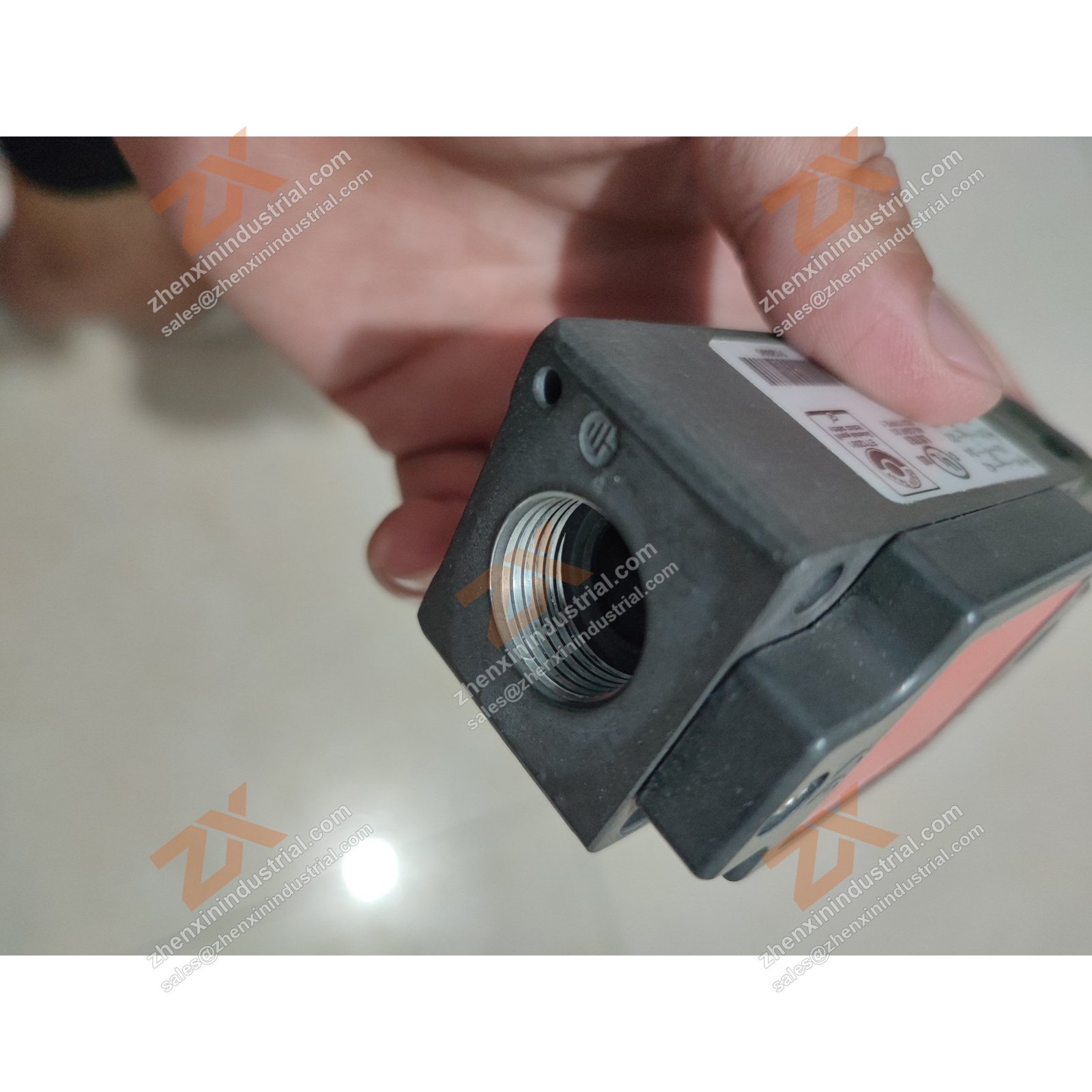 NZ1VZ-2131E-M