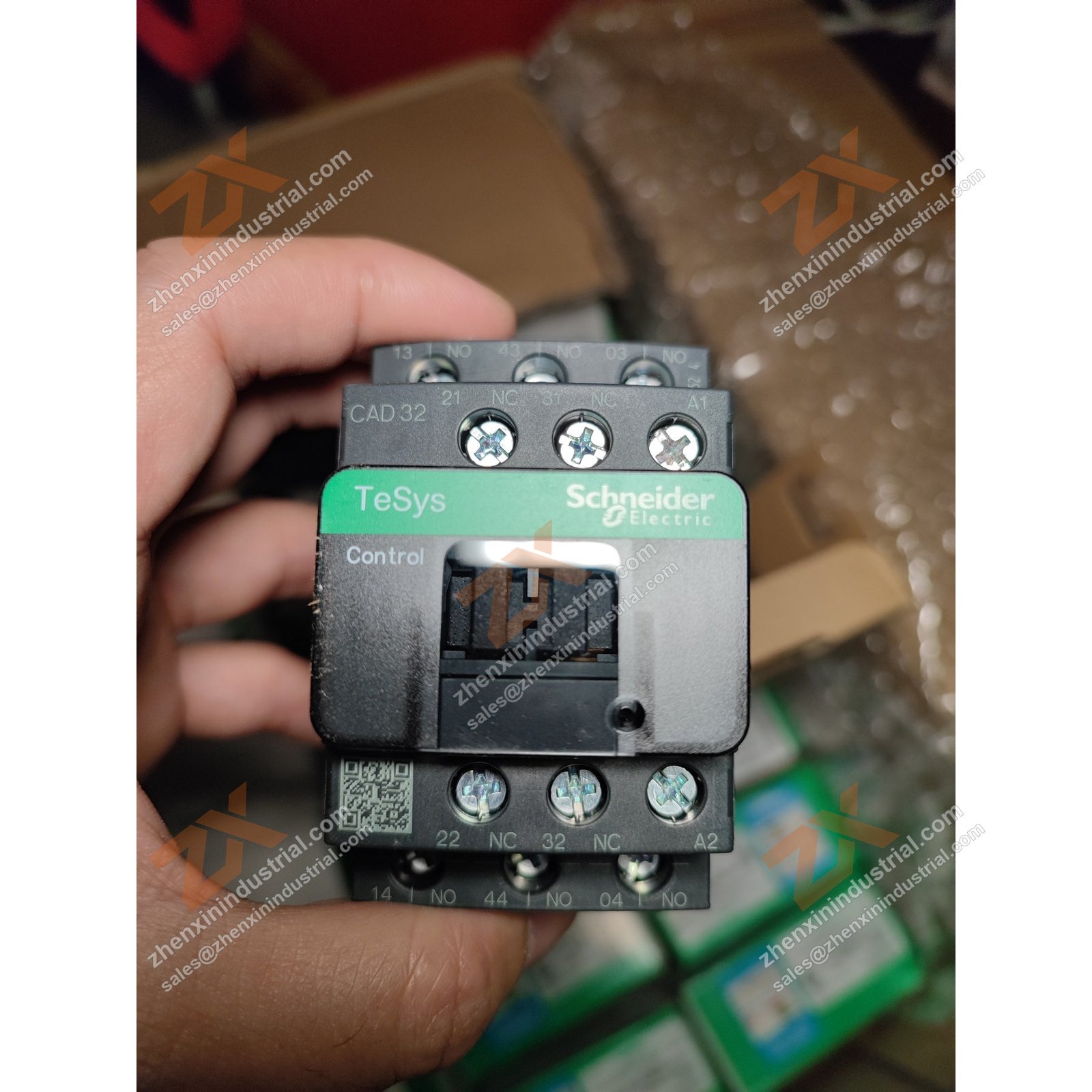 CAD32M7C