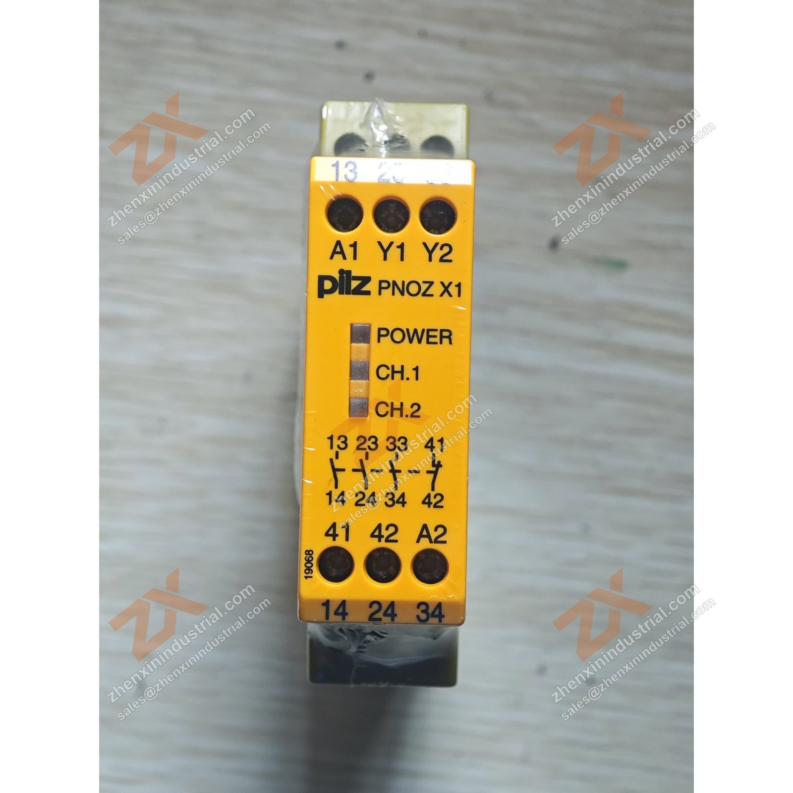 PNOZ X1 24VAC/DC 3n/o 1n/c