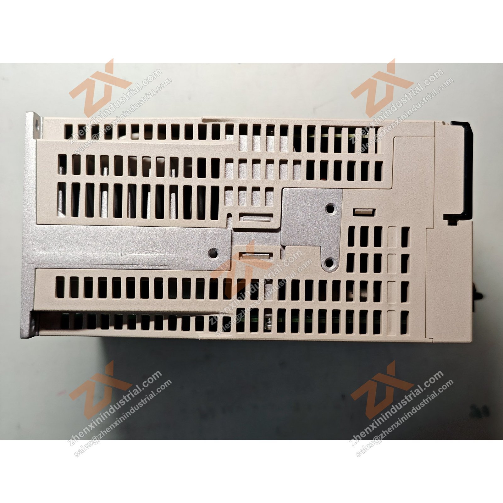 SGD7S-120A00A002