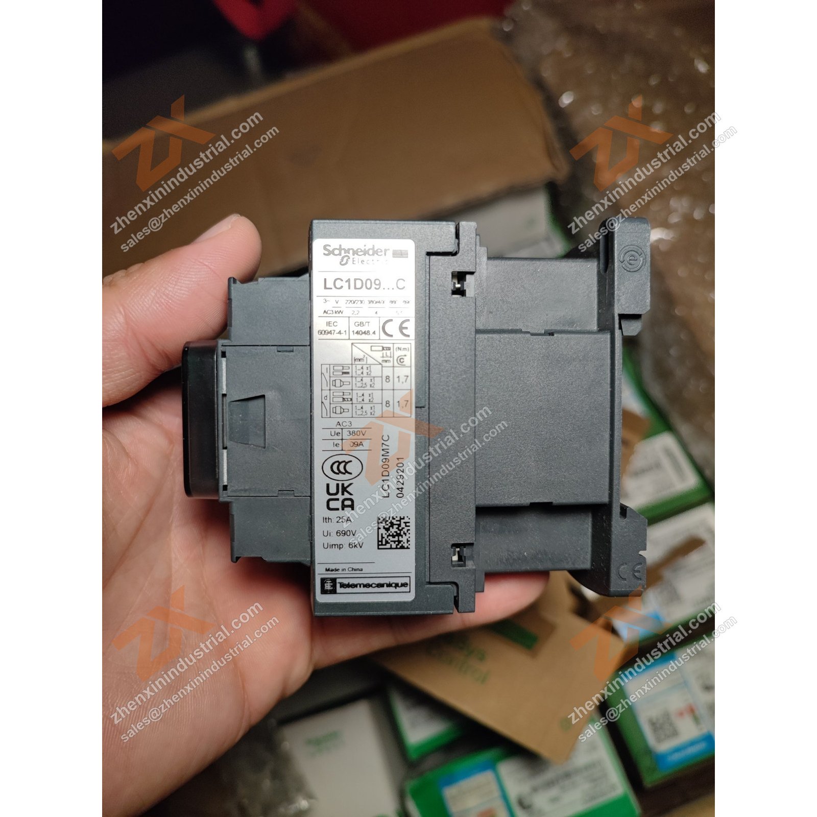 LC1D09M7C